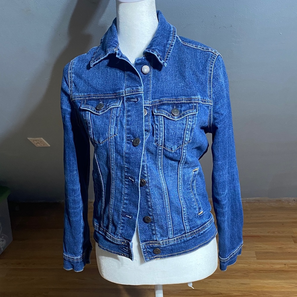 Old Navy Classic Blue Jean Jacket